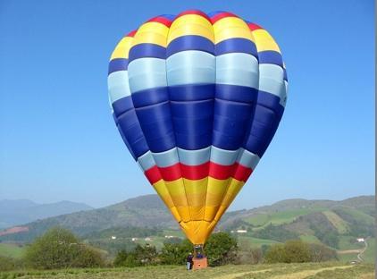 hot-air-balloon-montgolfiere